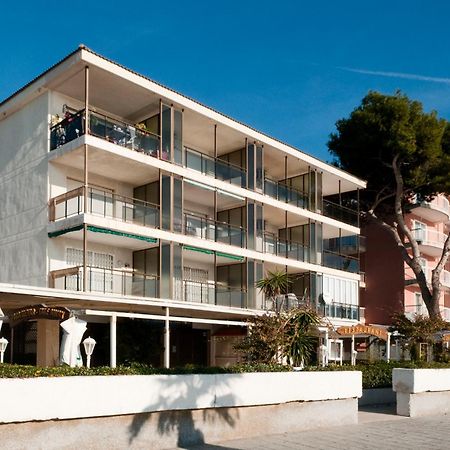 Apartamentos Turisticos Augustus Cambrils Dış mekan fotoğraf