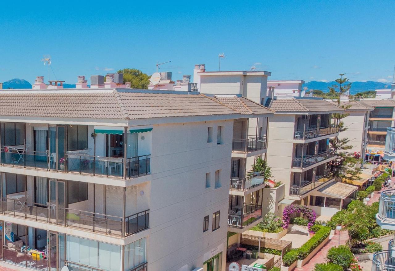 Apartamentos Turisticos Augustus Cambrils Dış mekan fotoğraf