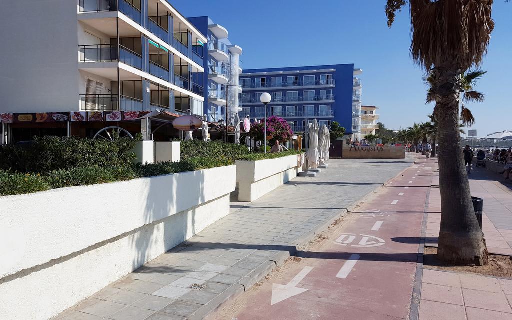 Apartamentos Turisticos Augustus Cambrils Dış mekan fotoğraf