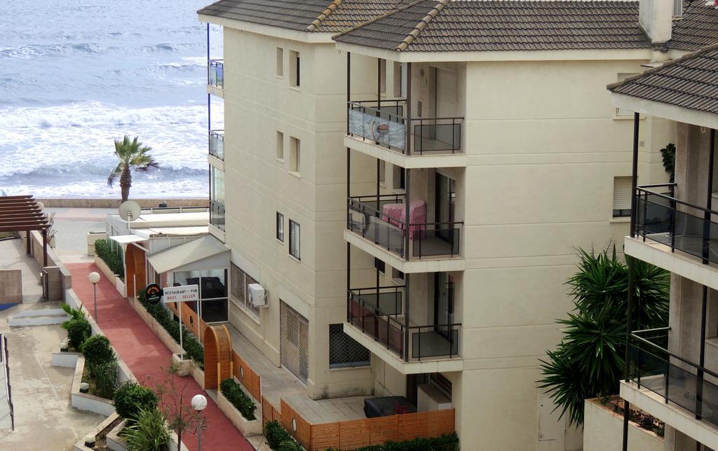 Apartamentos Turisticos Augustus Cambrils Dış mekan fotoğraf