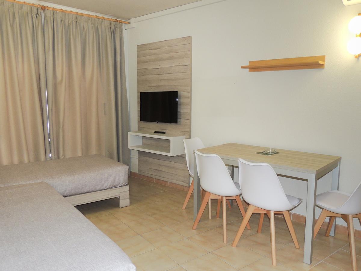 Apartamentos Turisticos Augustus Cambrils Dış mekan fotoğraf